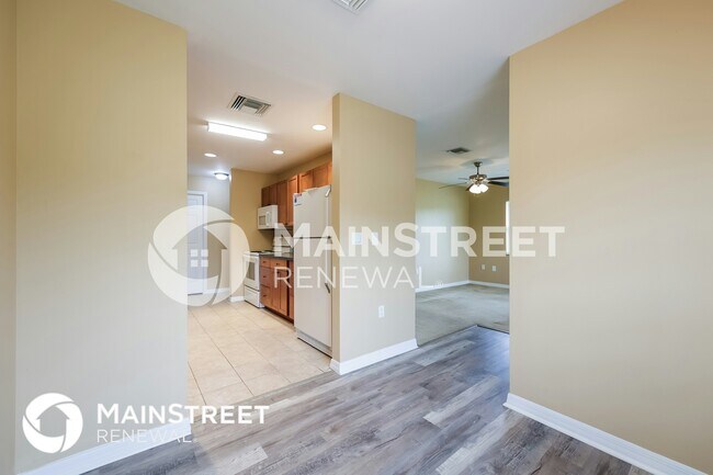 Building Photo - 3016 25th St W