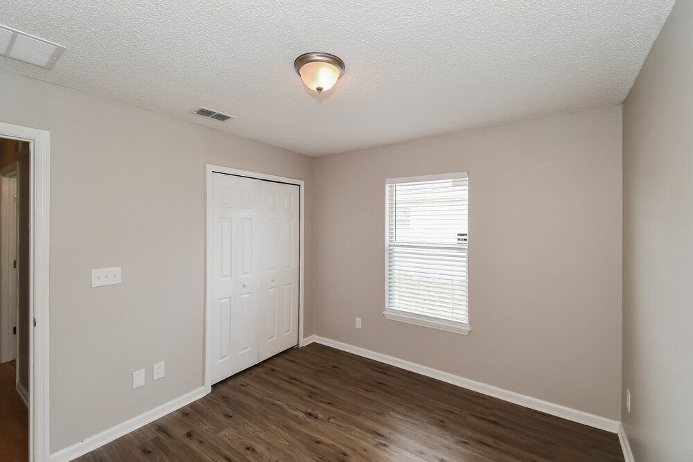 Building Photo - 11090 Stanley Steamer Ln