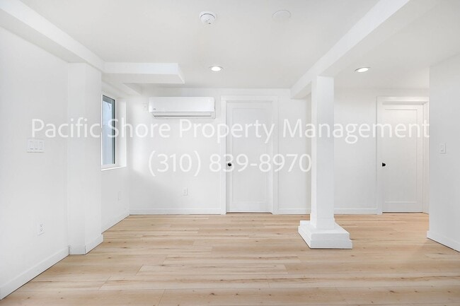 Building Photo - Carmona Apartments