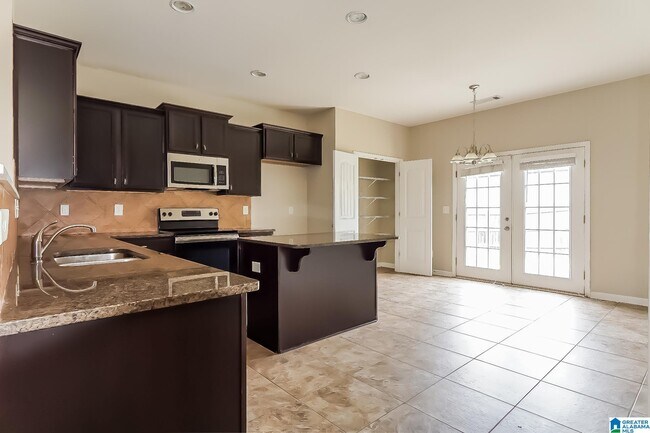 Building Photo - 5816 Cheshire Cove Trail