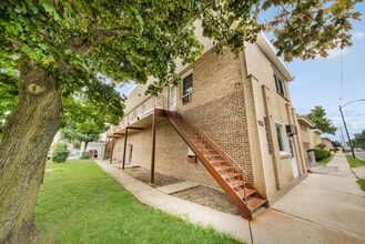 Building Photo - 4227 S Harlem Ave