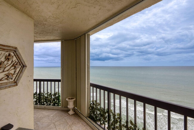 Building Photo - 9500 S Ocean Dr