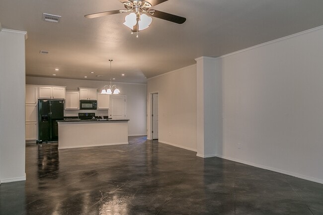 Building Photo - 3/2 Townhomes on Mosley