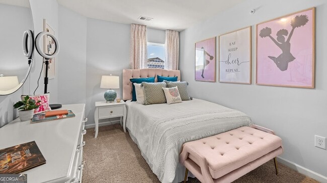 Building Photo - 6741 Leigh St