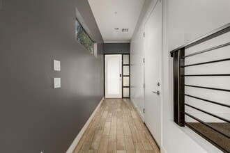 Building Photo - 4222 N 21st St