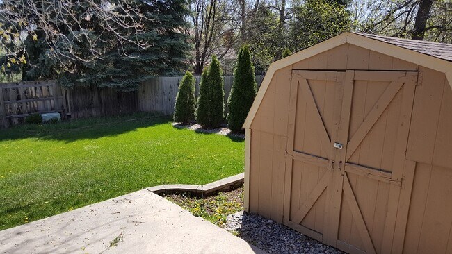 Building Photo - 2900 Eindborough Dr