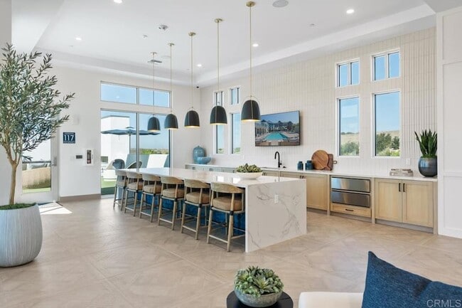 Building Photo - 3075 Avenida Torcello