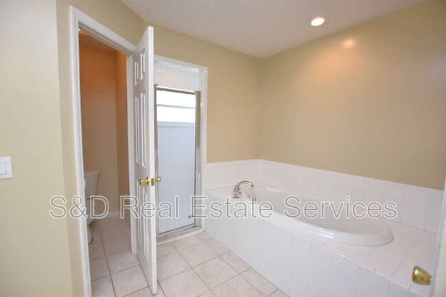 Building Photo - 2426 Colonel Ford Dr