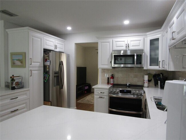 Building Photo - 5270 Villa Majorca Ct