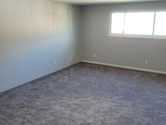 Building Photo - 115 Denrose Dr