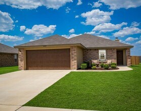 Building Photo - 3807 Ida Dr