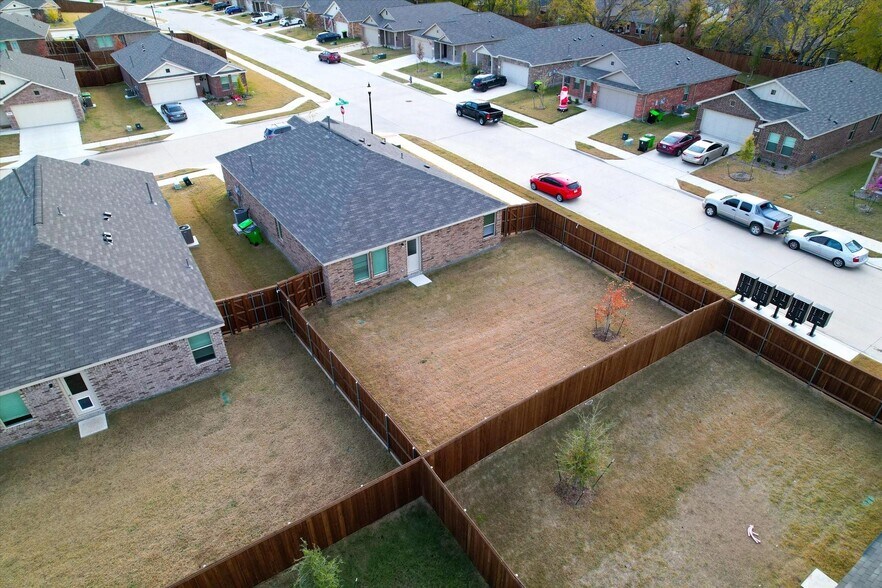 Building Photo - 2805 Watchpoint Rd