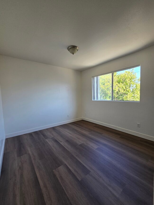 Building Photo - 7937 Newlin Ave