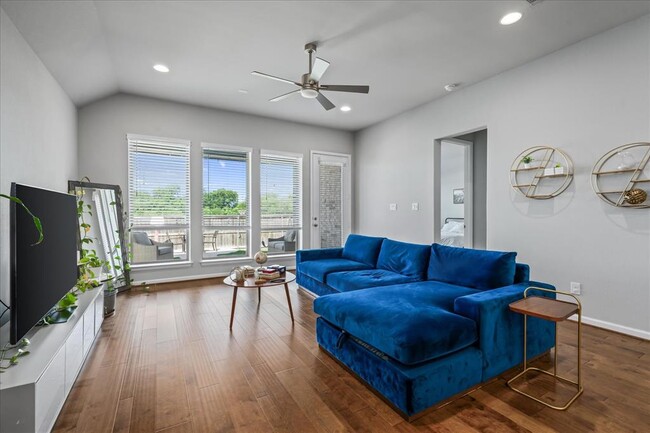 Building Photo - 861 Blue Oak Blvd