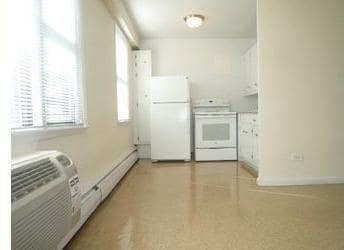 Building Photo - 9722 57th Ave