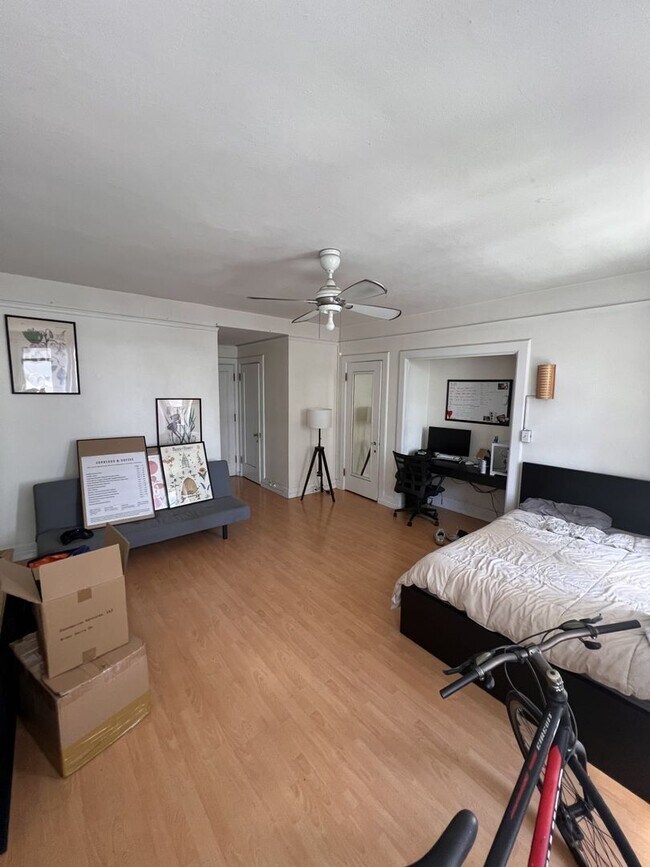 Building Photo - 455 E Ocean Blvd