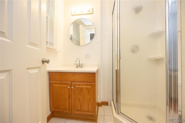 Building Photo - 114 Ashland Ave