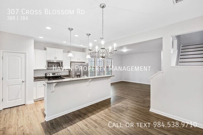 Building Photo - 307 Cross Blossom Rd