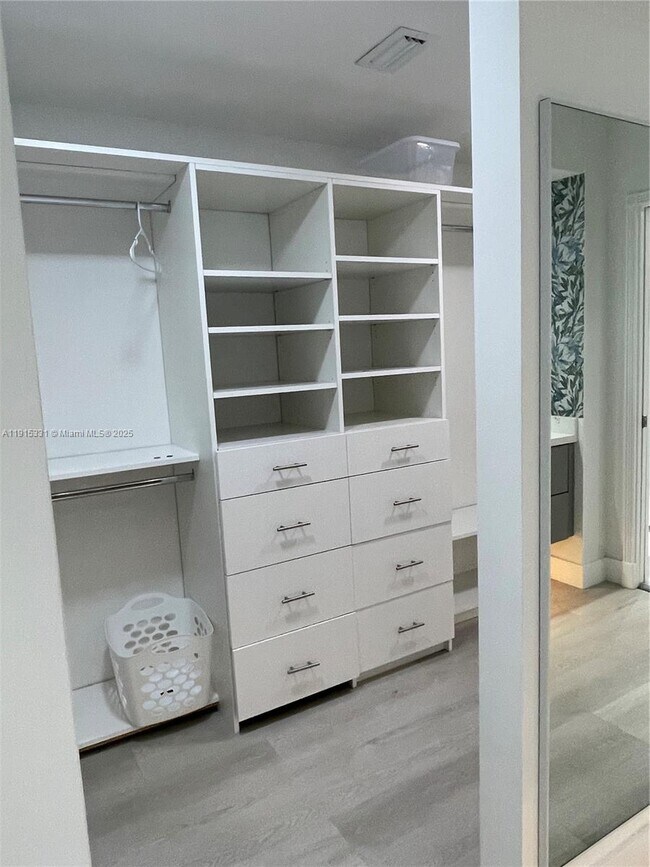 Building Photo - 10730 NW 66th St