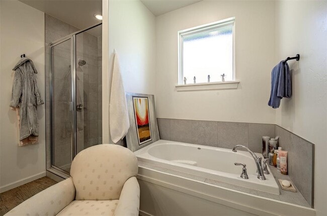 Building Photo - 2429 Rumble Ct