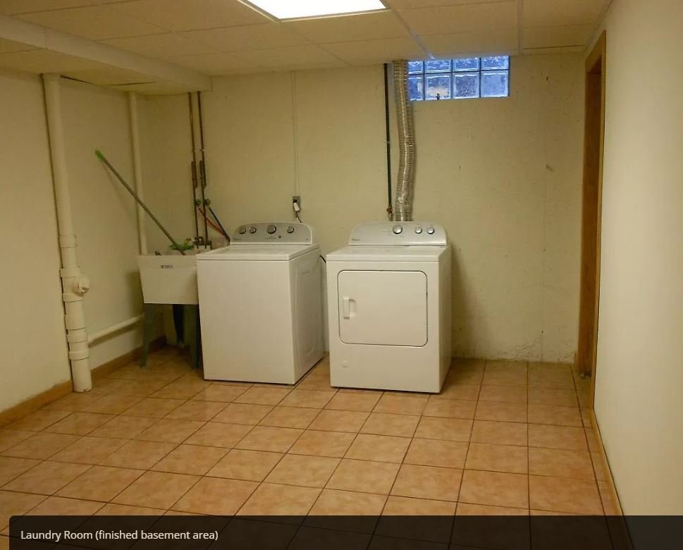 Building Photo - 1763 22nd Ave