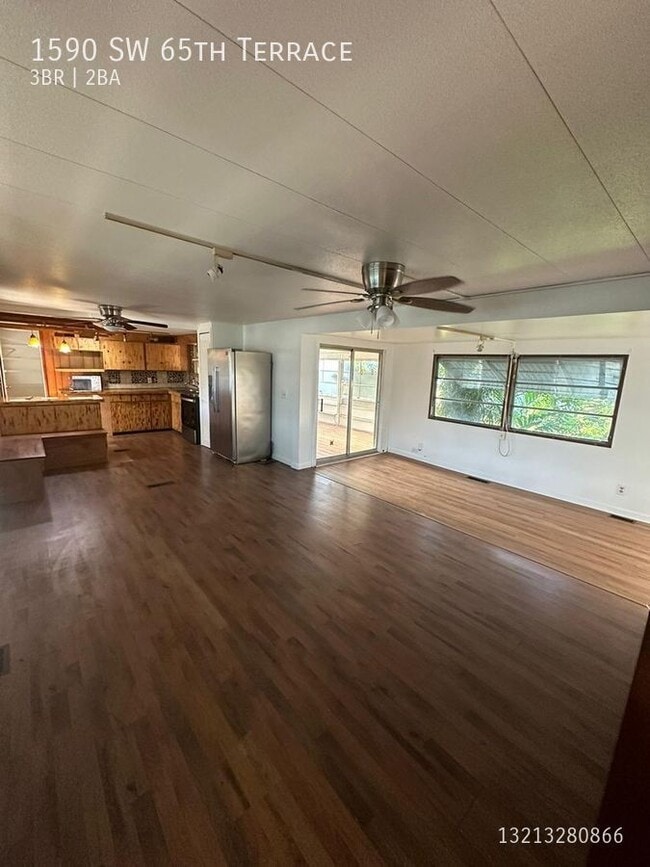 Building Photo - 1590 SW 65th Terrace