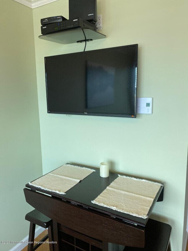 Building Photo - 1515 Boulevard