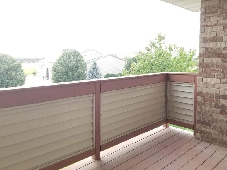 Building Photo - 560 Penn Ct