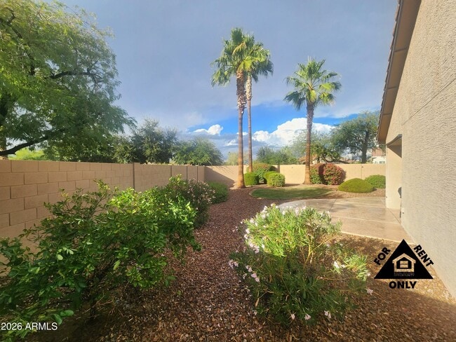 Building Photo - 14750 W Avalon Dr