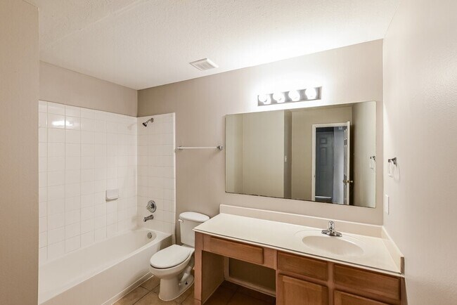 Building Photo - 3306 Coldwater Canyon Ln