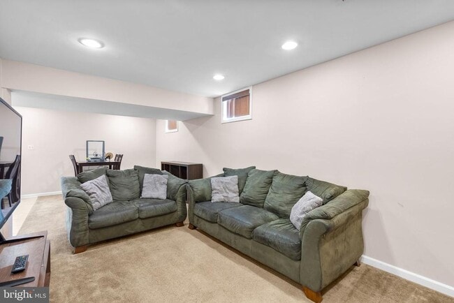 Building Photo - 2914 Hatboro Pl