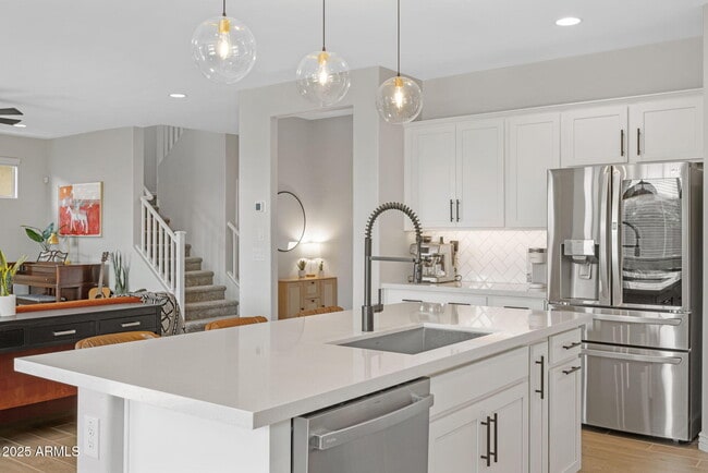 Building Photo - 11716 N 168th Dr