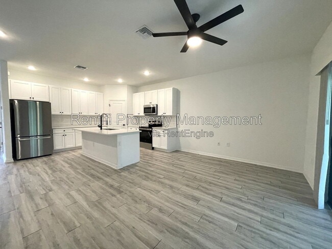 Building Photo - 560 Nimitz Blvd