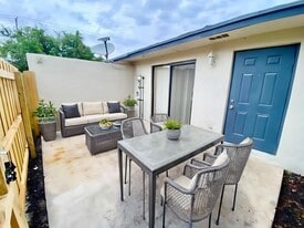 Building Photo - 4583 Barclay Cres