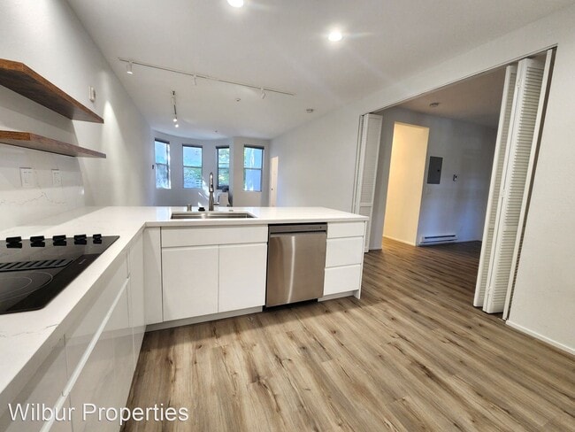 Building Photo - 2 br, 2 bath House - 436 High Street #203