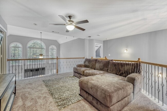 Building Photo - Turnkey Furnished 5BR Home – Ideal for Corporate Relocation & Temporary Housing