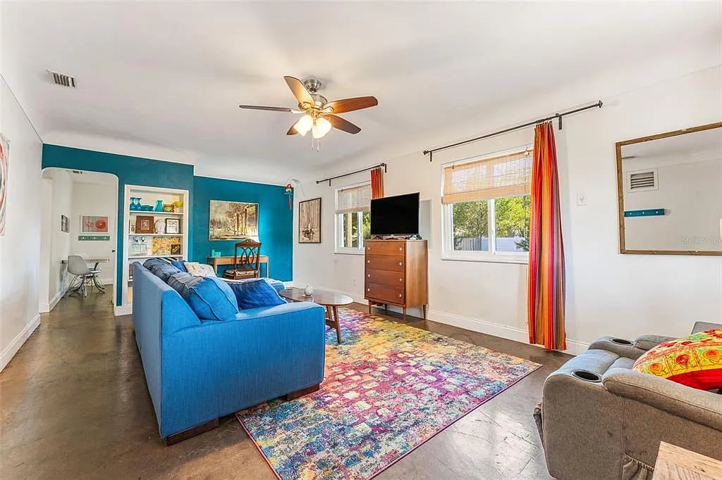 Building Photo - 1604 58th St S