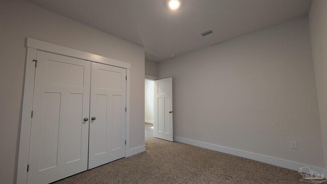 Building Photo - 3333 Southwind Dr