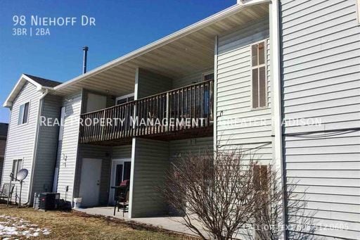 Building Photo - 98 Niehoff Dr