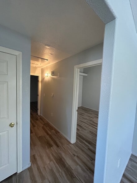 Building Photo - 520 Arrowhead Trl