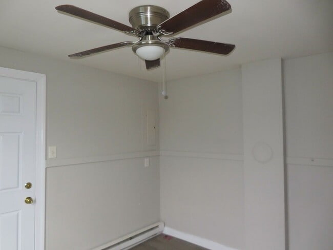 Building Photo - Petersburg Virginia