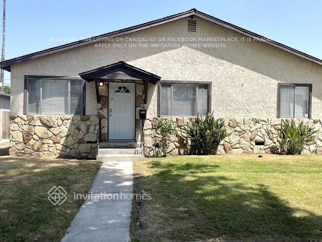 Building Photo - 13139 Archwood St