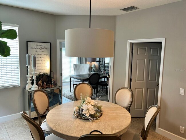 Building Photo - 1143 Venetian Harbor Dr NE