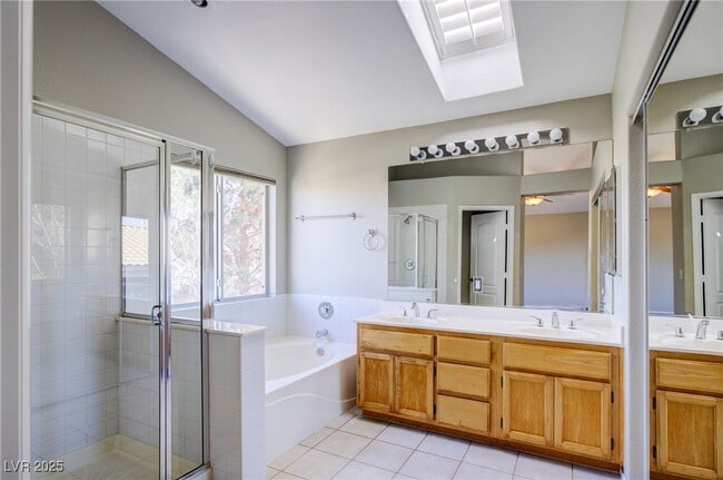 Building Photo - 162 Mountainside Dr