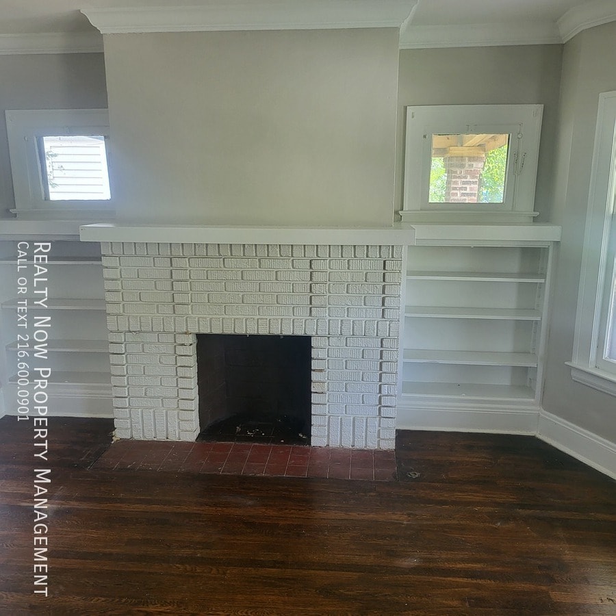 Building Photo - 1637 Eddington Rd