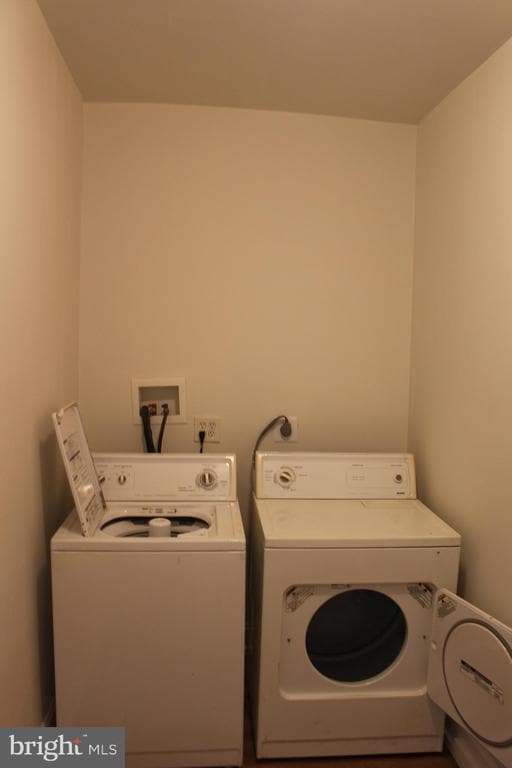 Building Photo - 2233 Reed St