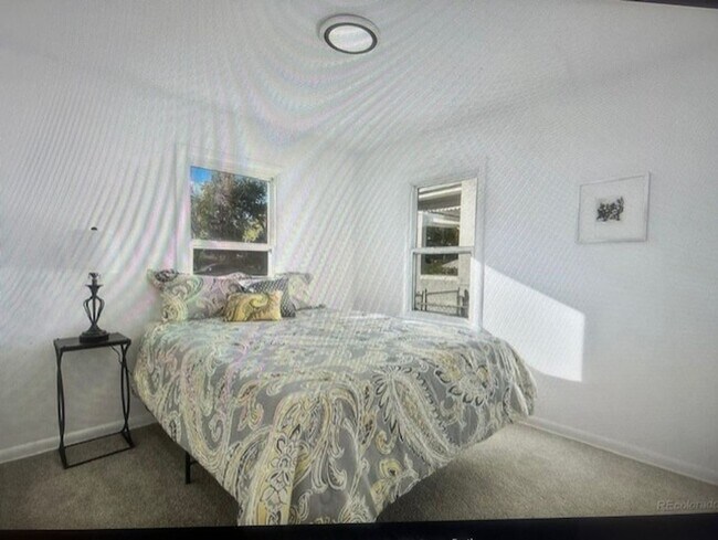 Building Photo - Charming & Updated 3-Bedroom Home in Histo...