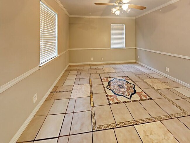 Building Photo - No Application Fees*1 Month FREE Rent with...