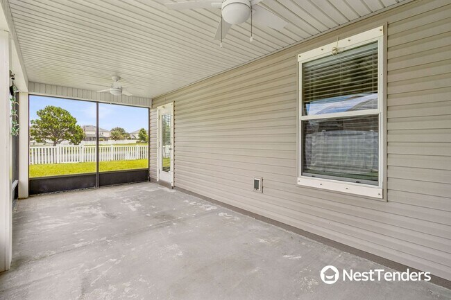 Building Photo - Beautiful Amelia Concourse Home!