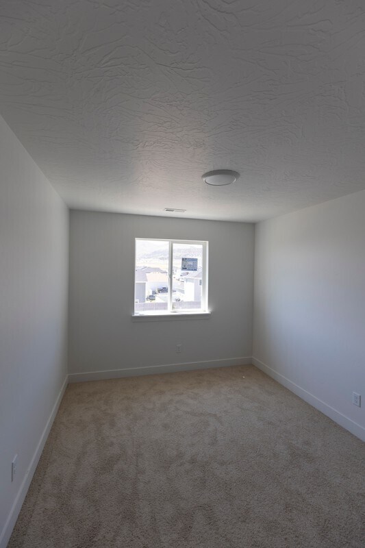 Building Photo - 4514 E Silver Moon Dr